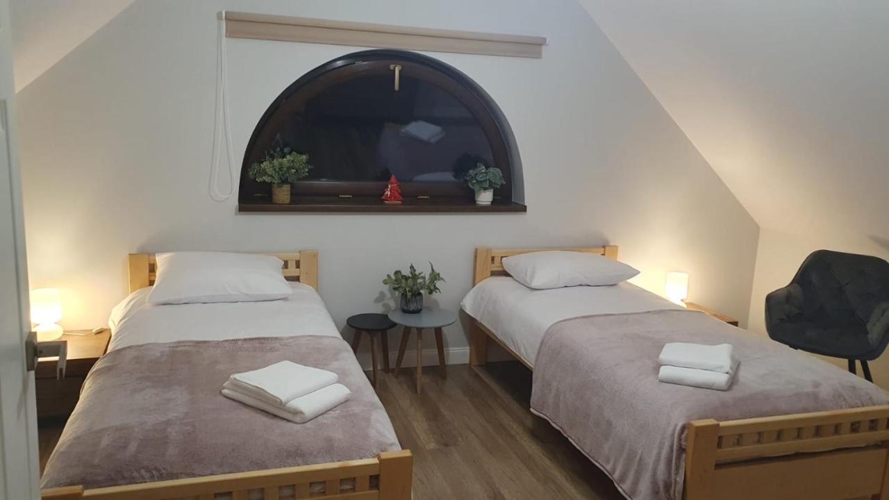 Domek Na Cedrowej Bierna Esterno foto